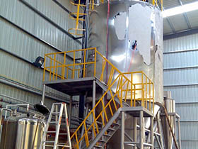 磷酸铁锂喷雾干燥机